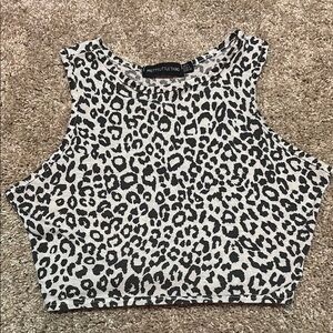 PrettyLittleThing Black and White Leopard Print Crop Top